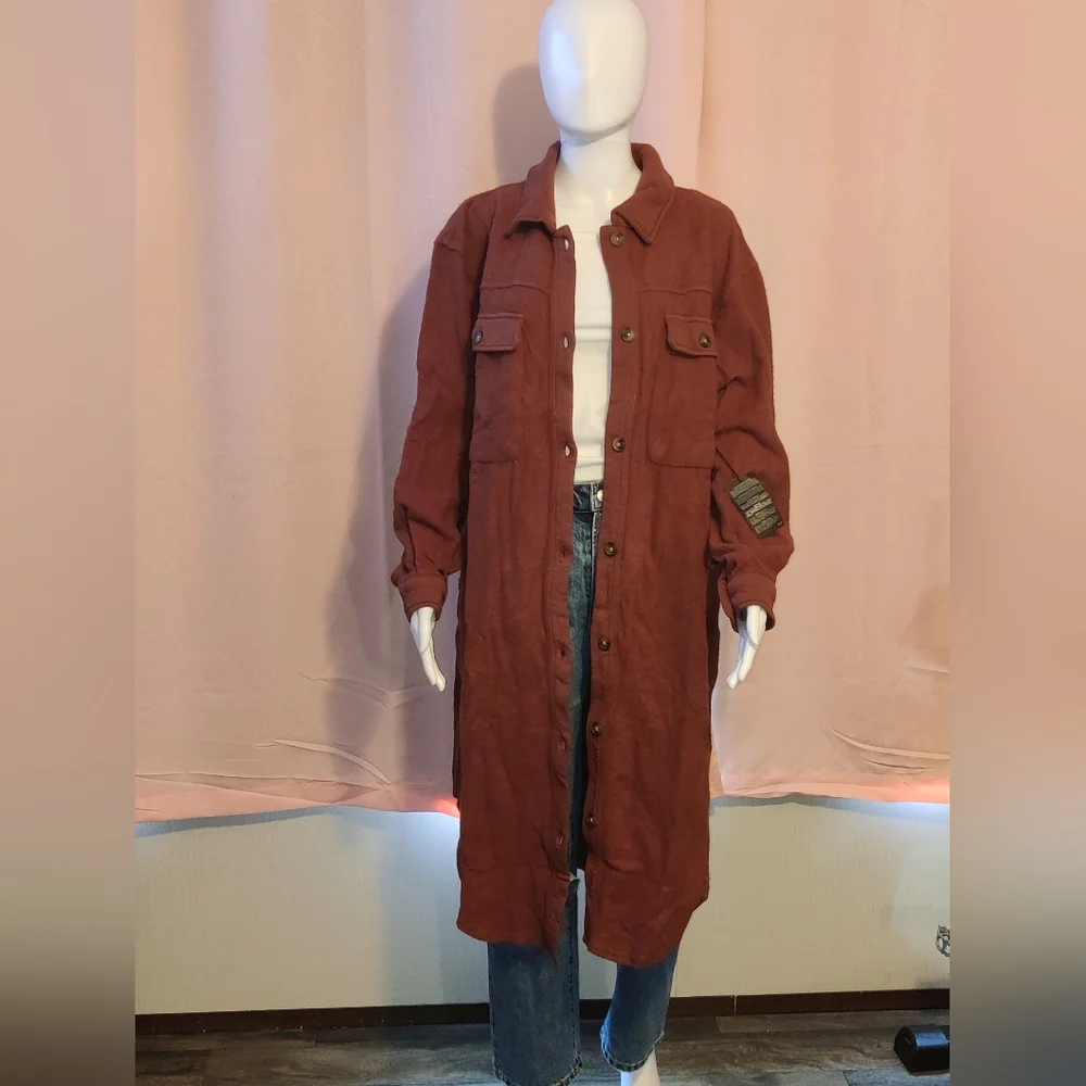 NWT-Longline Dolphin Hem Shacket - Picture 3 of 9